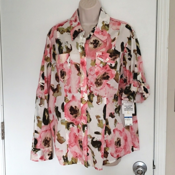 Jones New York Tops - NWT Jones New York Signature Pink Conch Floral Top Size XL